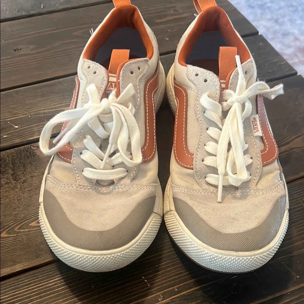 Vans Ultra Range Sneakers